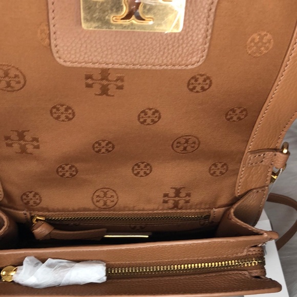 New Tory Burch Britten Combo Crossbody bark - Picture 6 of 6